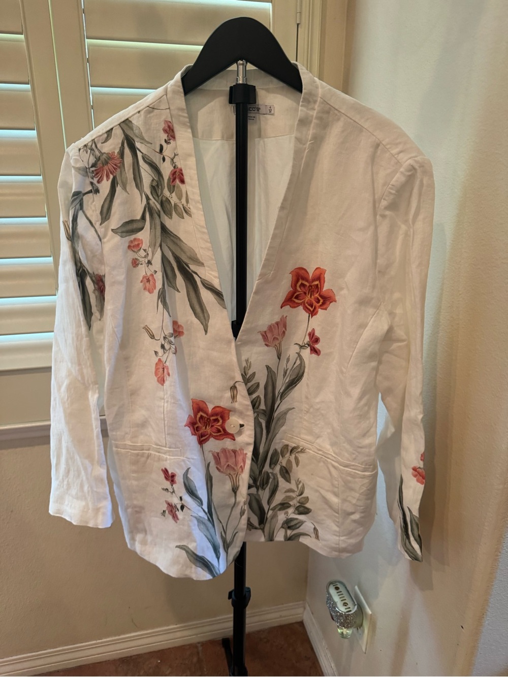Chico's White Linen Floral Embroidered Open-Front Jacket with Coral Accents